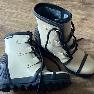 Sorel Joan Rain Boot - Limited Edition Color